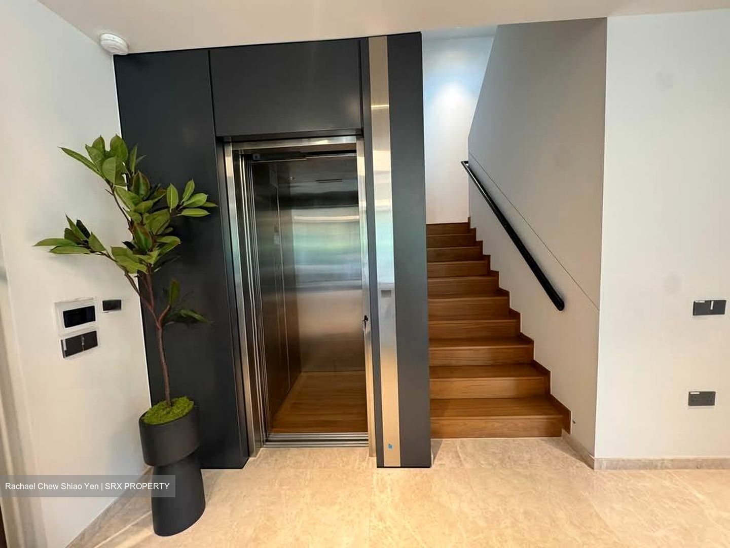 Greenbank Park (D21), Semi-Detached #528681011